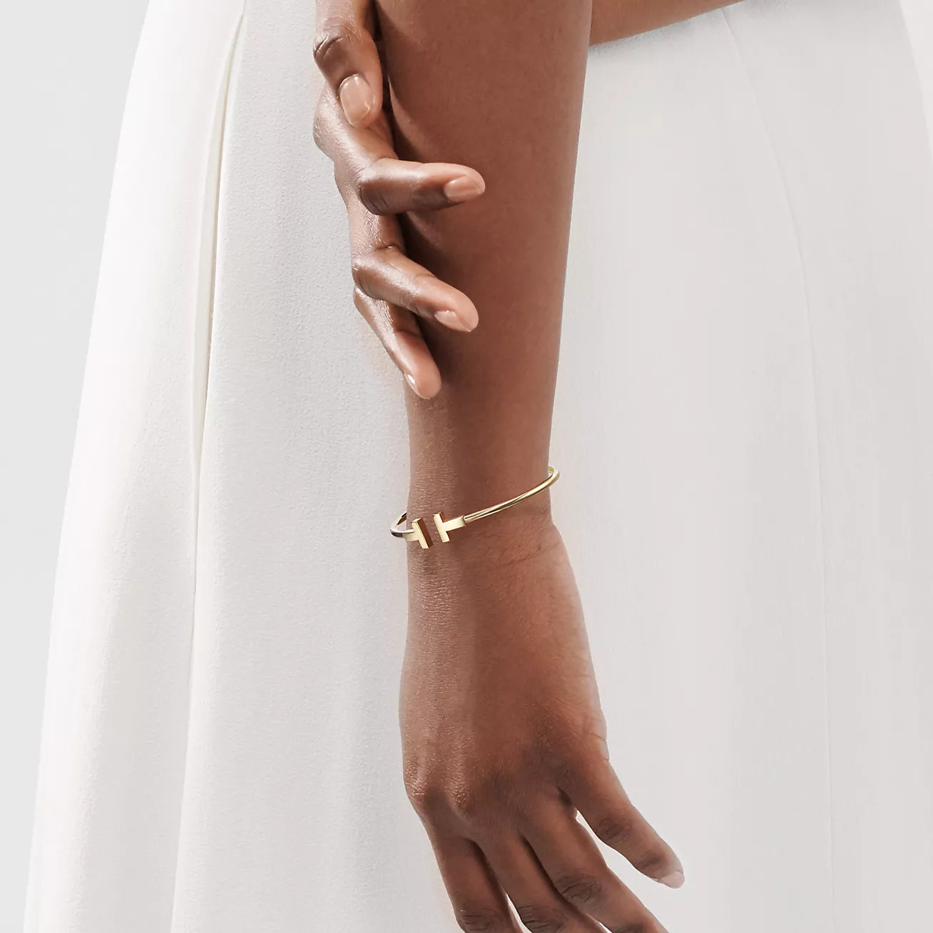 Tiffany T Wire Bracelet in 18k Gold
