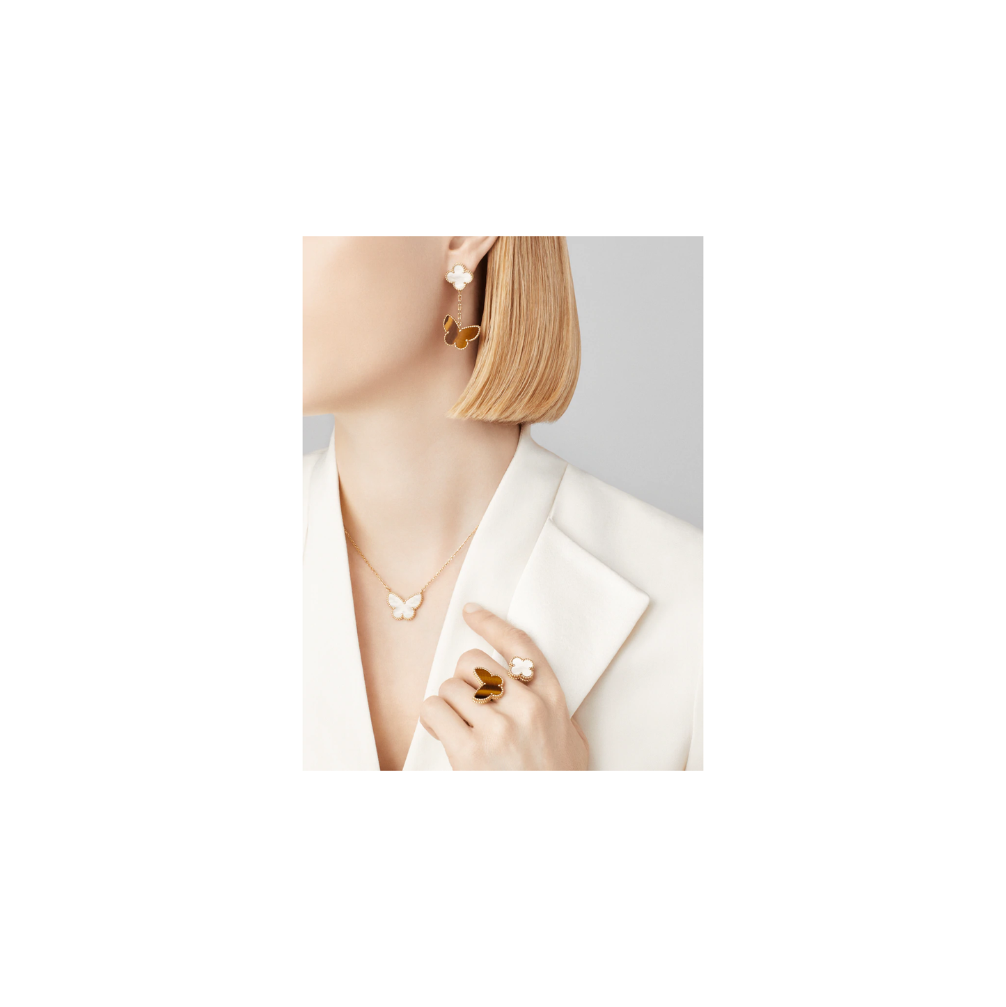 Lucky Alhambra earrings, 2 motifs Yellow gold, Mother-of-pearl, Tiger Eye