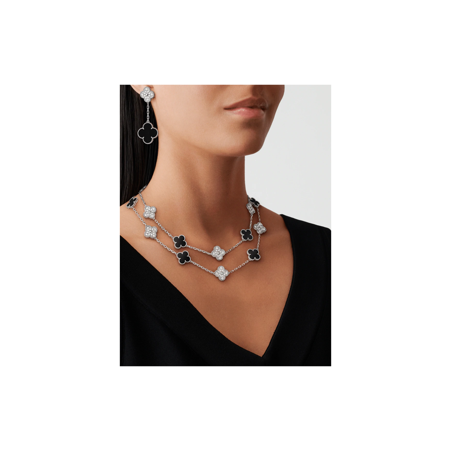 Magic Alhambra earrings 2 motifs White gold Diamond Onyx