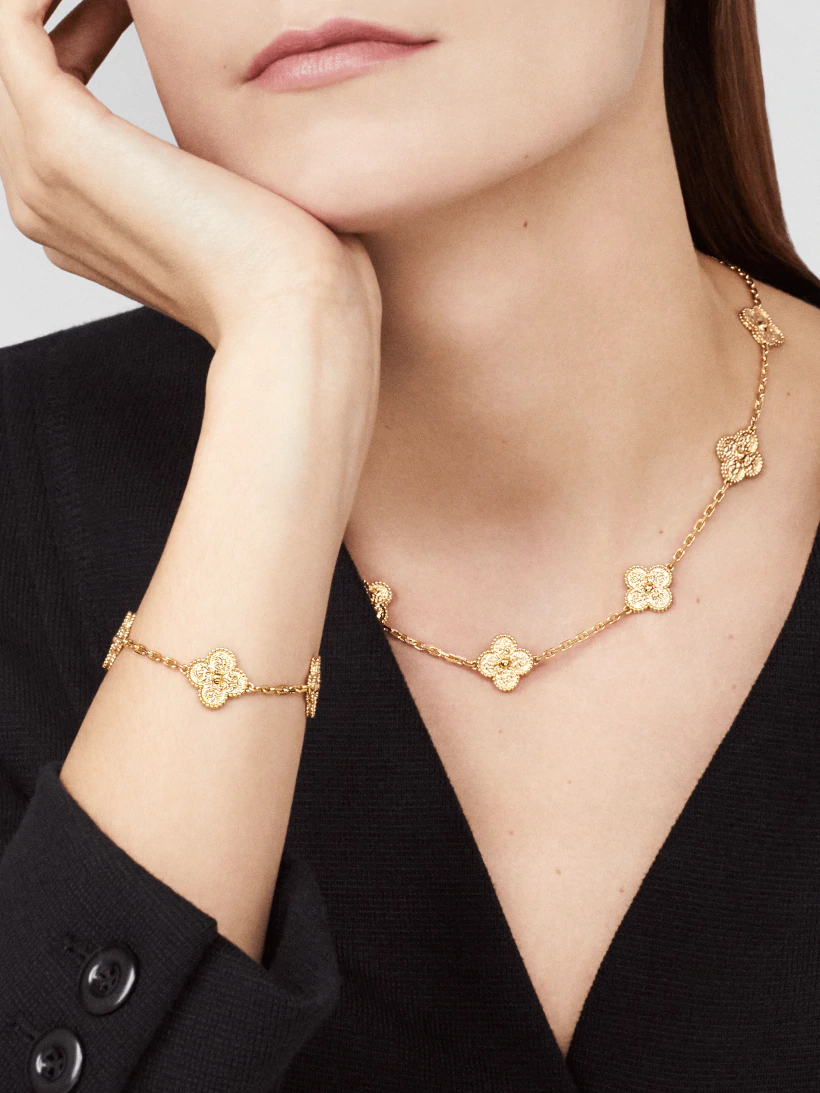 Vintage Alhambra bracelet, 5 motifs Yellow gold